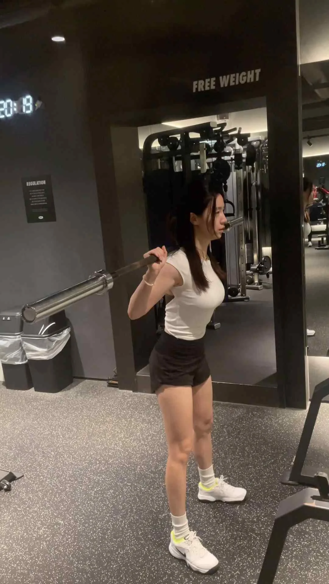 Ryu Hwa Young - ryu-hwa-young-19.webp